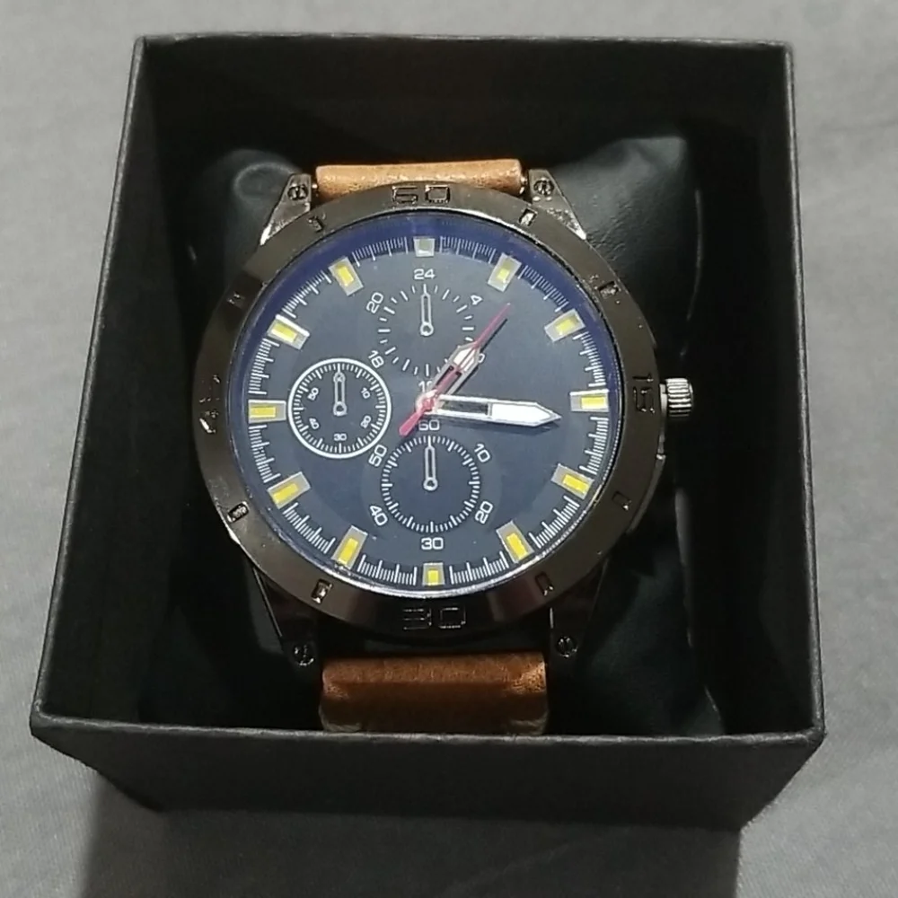 Men's Round Watch with Faux Leather Brown Strap
